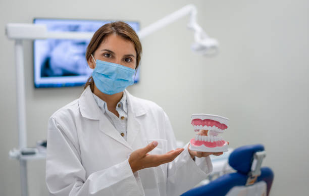 Best Cosmetic Emergency Dentistry in Salineville, OH